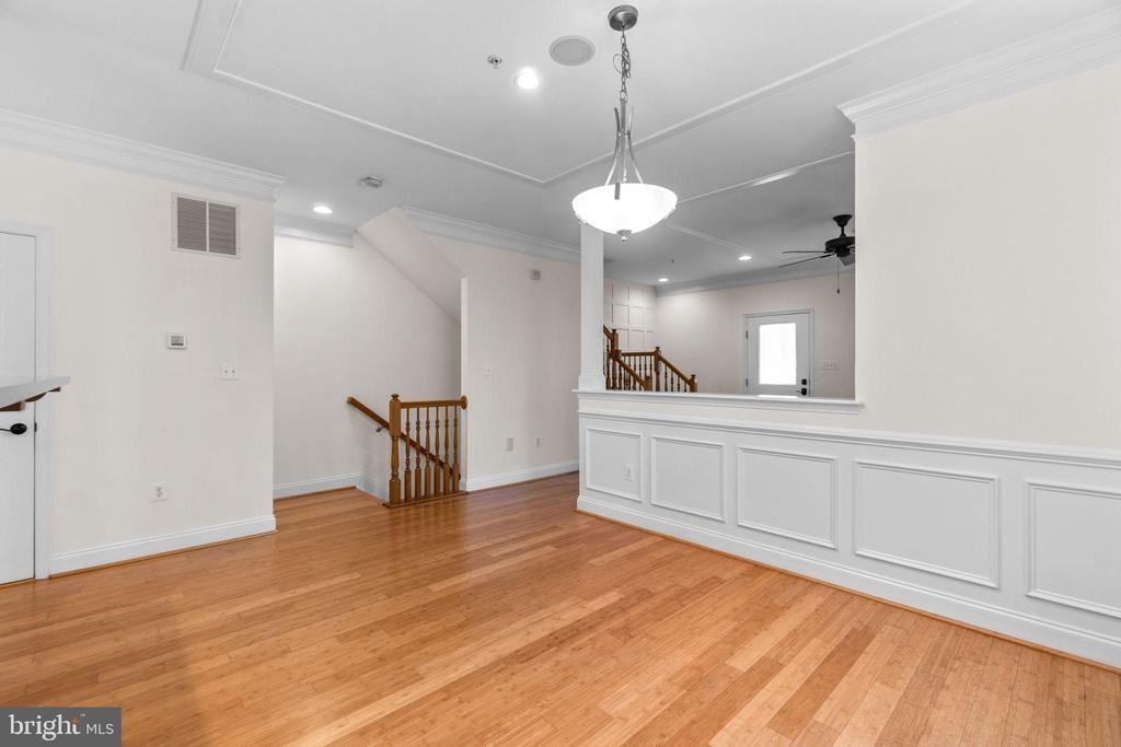 620 N Bentz St - Photo 7 of 30