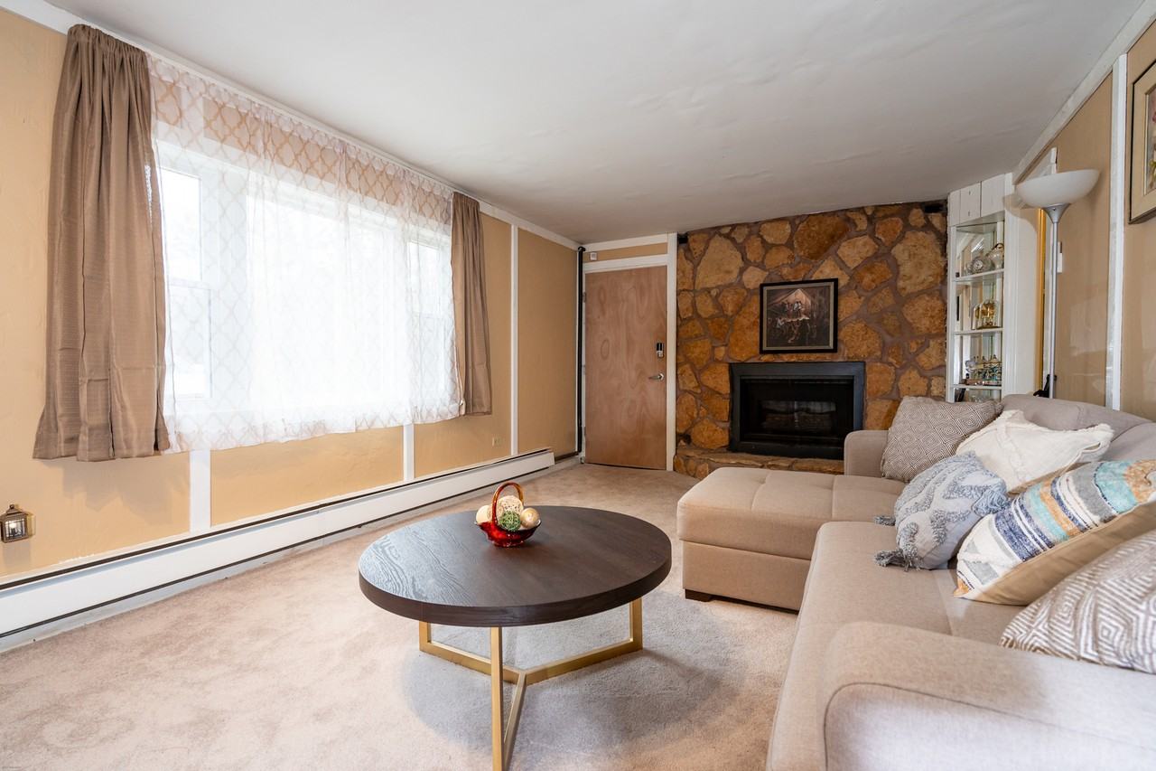 23135 S Schulze Ln - Photo 3 of 25