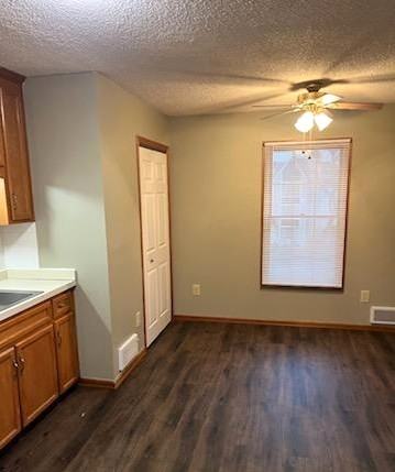 26 Amherst Ct - Photo 5 of 16