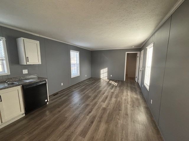 79 3rd St #79 - Photo 6 of 27