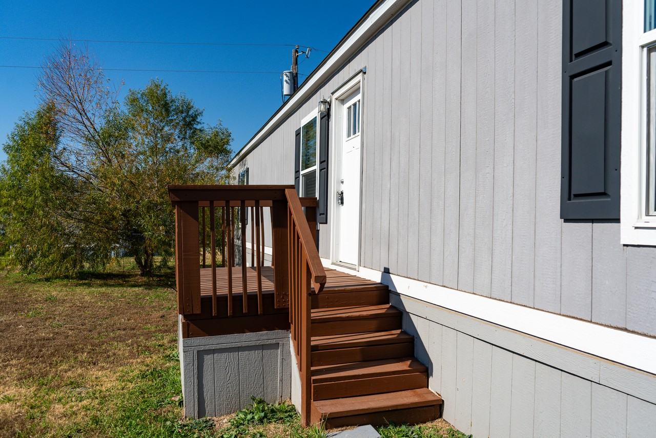 114 Shady Grove Dr - Photo 2 of 26