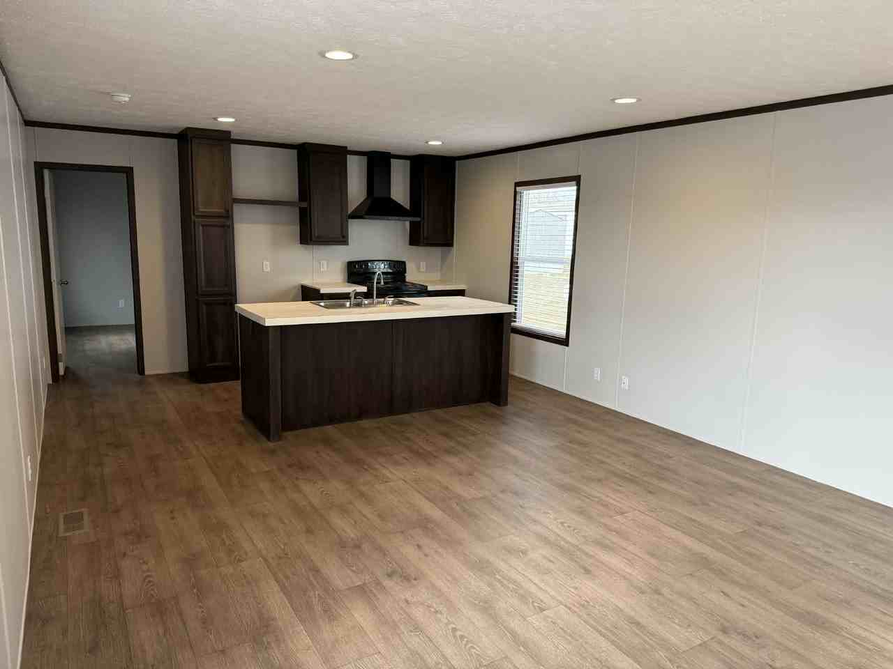 114 Shady Grove Dr - Photo 4 of 26