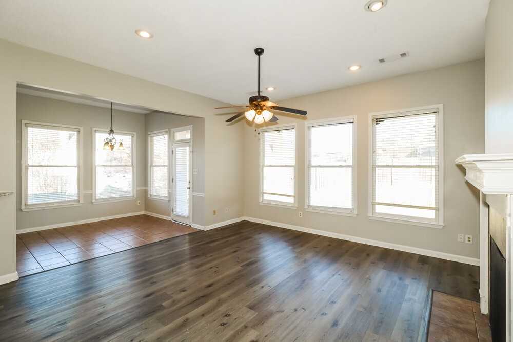 8818 Lybrook Cv E - Photo 6 of 17