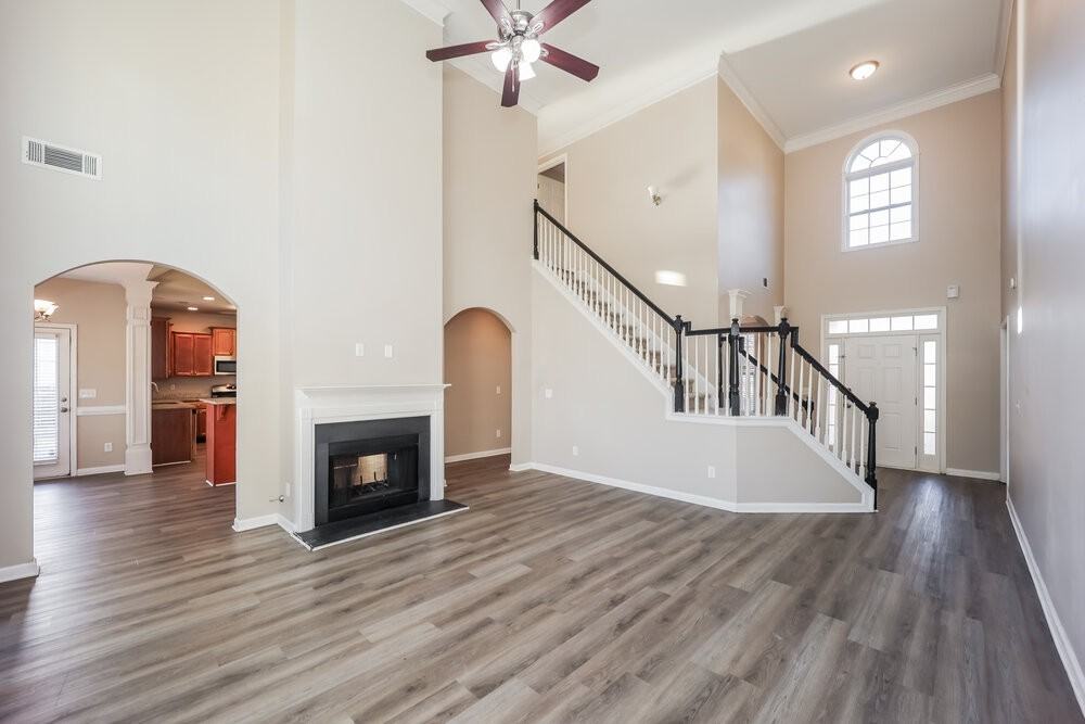 501 Summer Brooke Ln - Photo 5 of 17