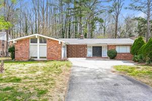 featured image of 2076 Cherrybrook Dr