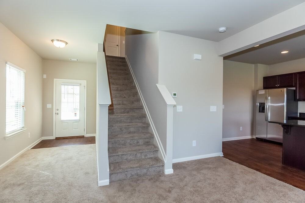 133 Fern Walk - Photo 4 of 16