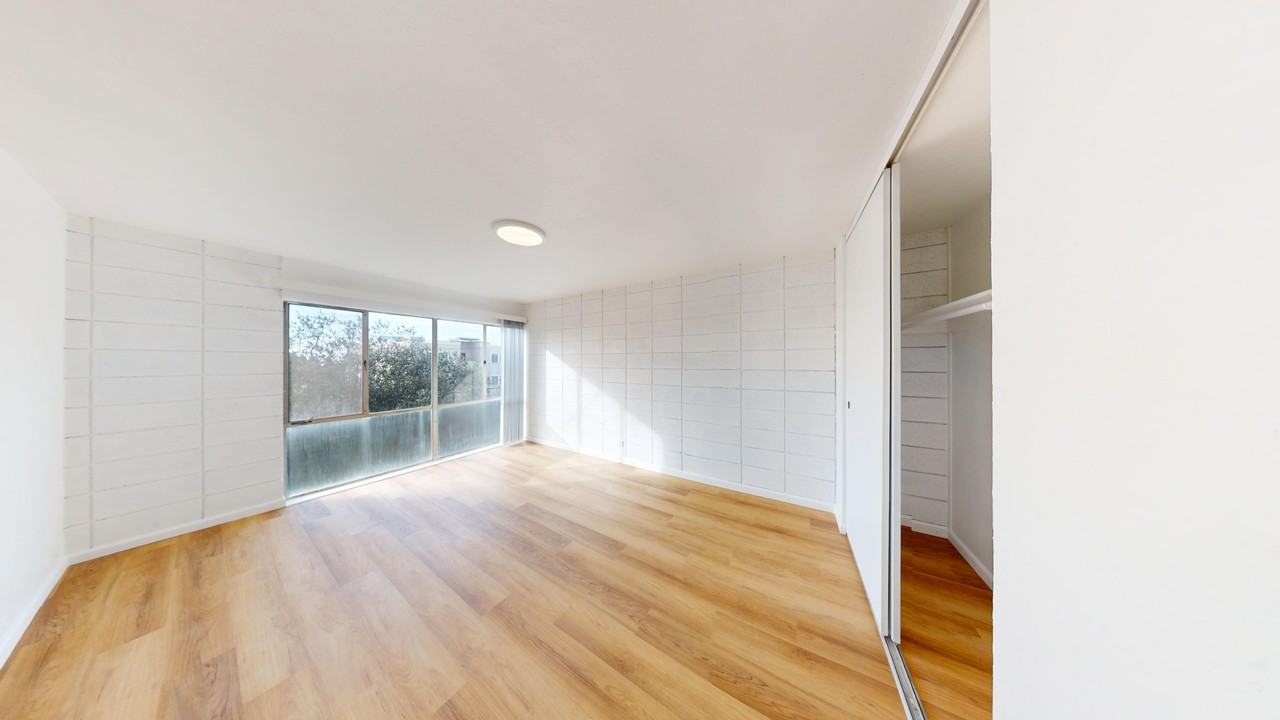 2627 Hillegass Avenue - Photo 7 of 45