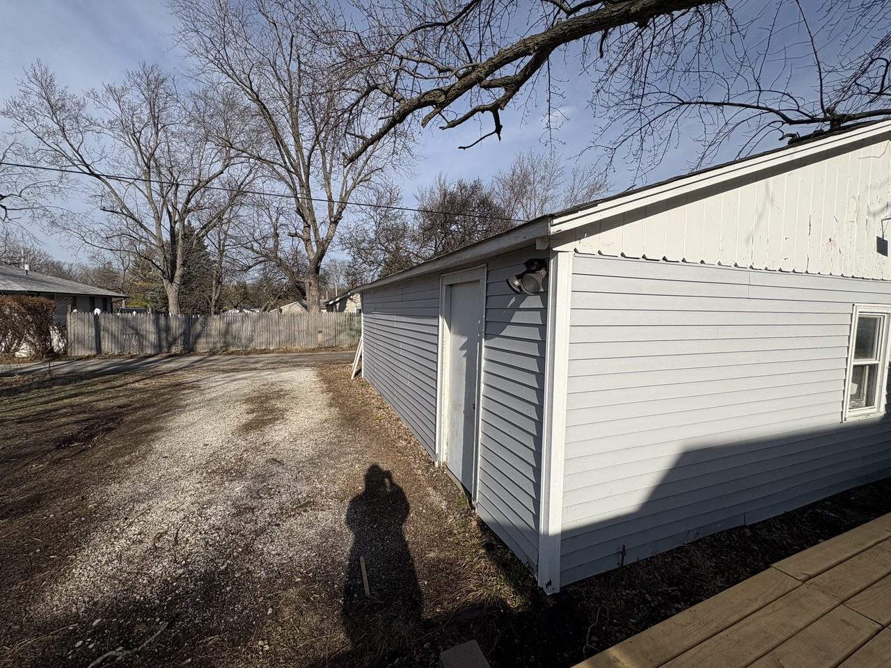 705 East Marietta Avenue - Photo 3 of 20