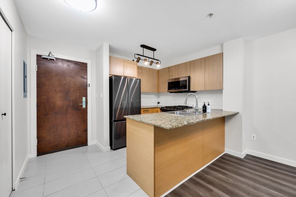 5589 Irmin Street #101 - Photo 2 of 21