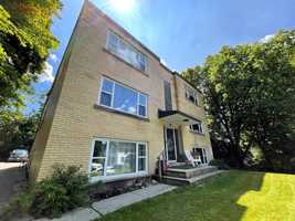 featured image of 67 Sophia St E