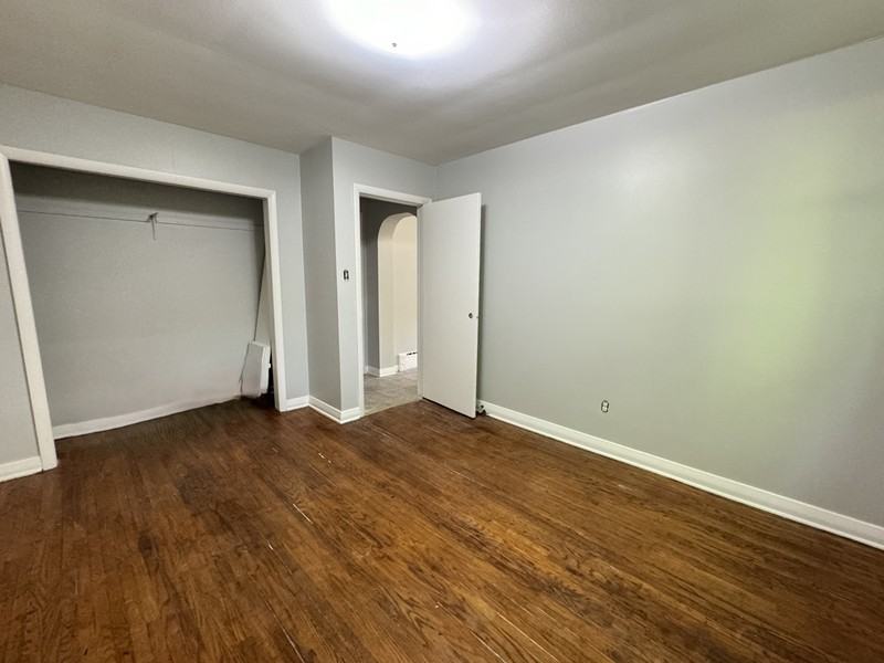 Sophia St. E - Photo 6 of 15