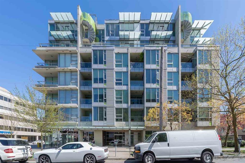 2528 Maple Street - Photo 2 of 20