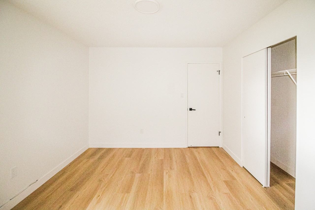 NAIT - 11936 104 St NW - Photo 7 of 14