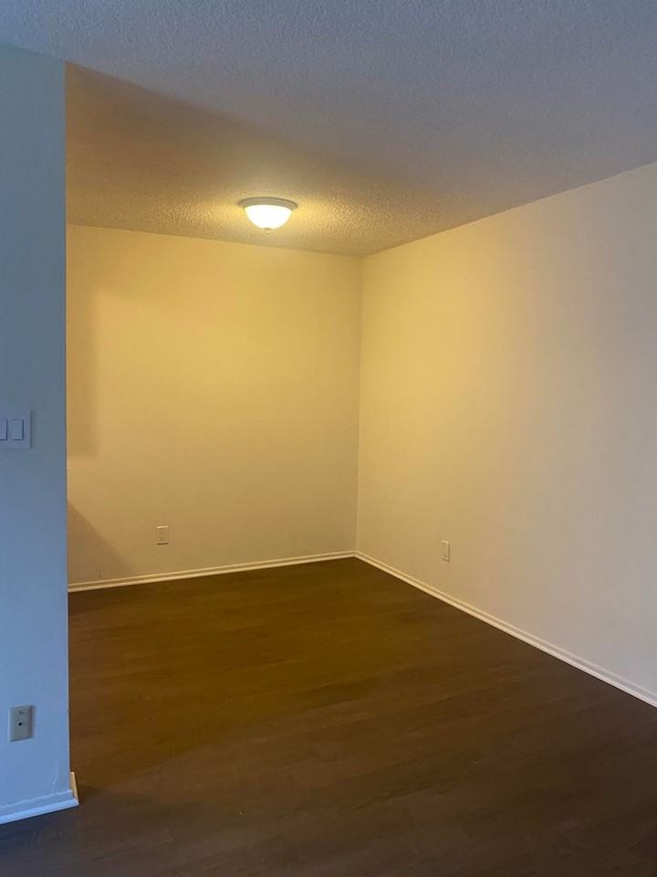 25924 - Photo 3 of 31