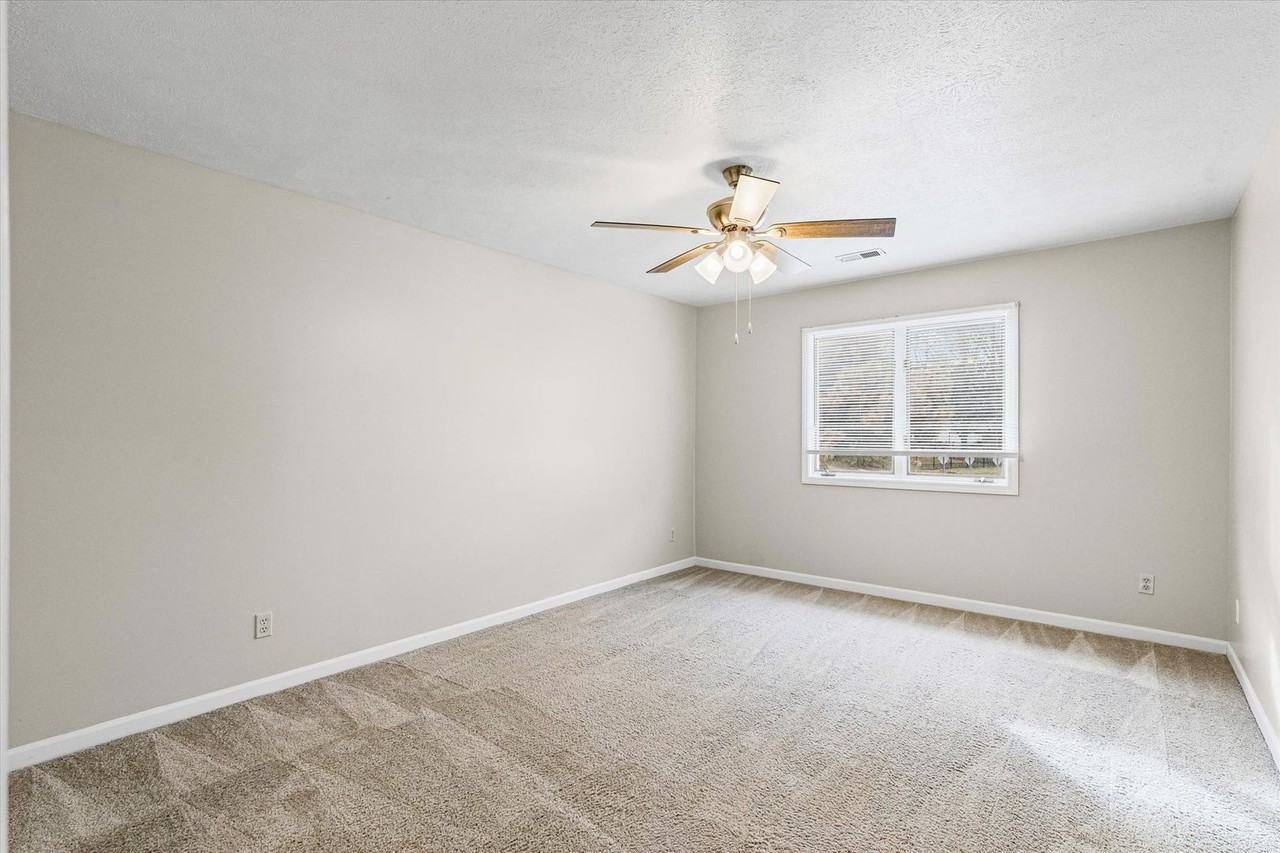 123 S. Regency Dr - Photo 7 of 18