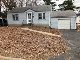 360 S Harvey Ave - Photo 1 of 1