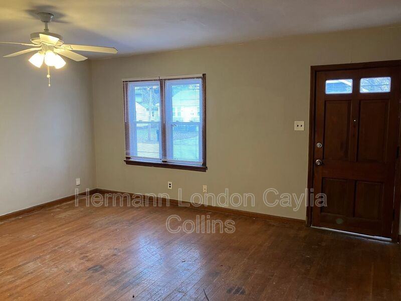 360 S Harvey Ave - Photo 2 of 14