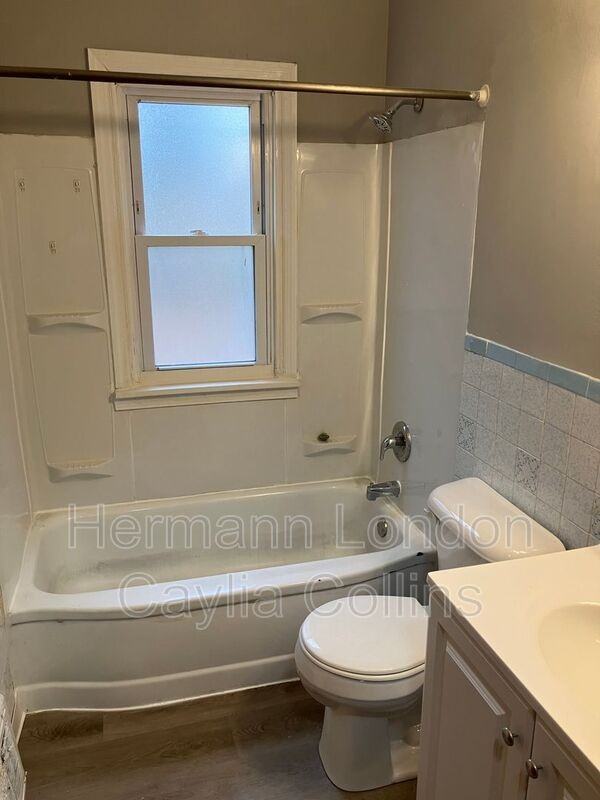 360 S Harvey Ave - Photo 7 of 14