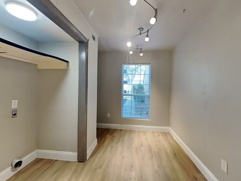 2986 Buttonwood Dr - Photo 7 of 35