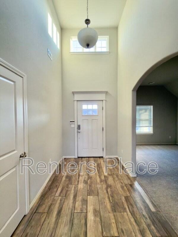 1402 E New Orleans Pl - Photo 4 of 27