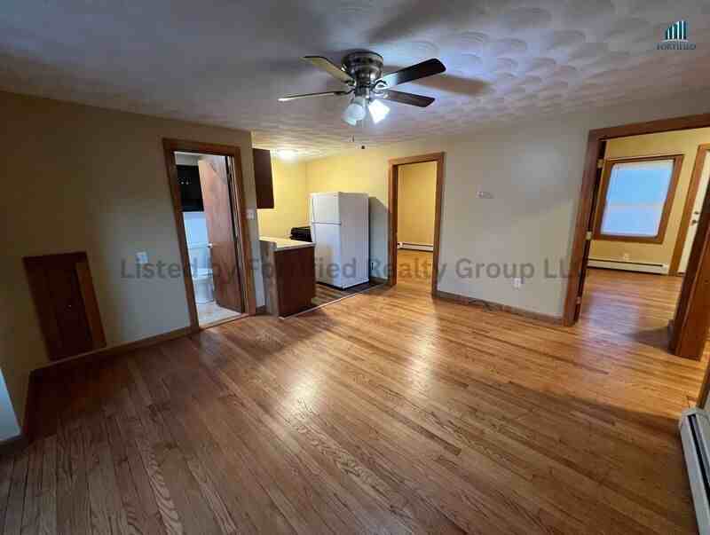 106 Tuttle St #1 - Photo 4 of 16