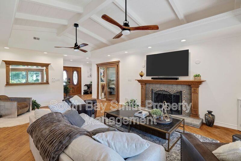 4814 Falcon Rock Pl - Photo 7 of 50