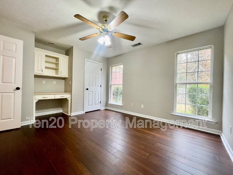 177 Richardson Rd - Photo 7 of 10