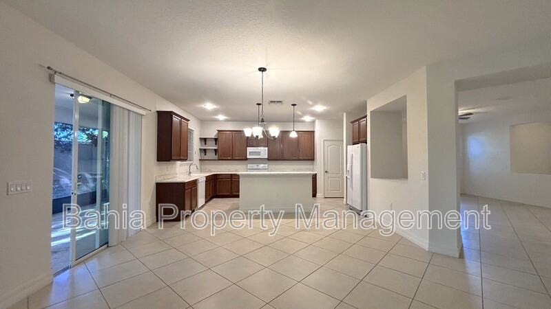 11892 Thatcher Ave - Photo 7 of 28