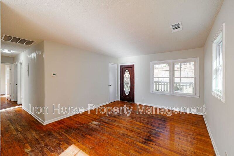 414 W Richland Ave - Photo 2 of 24