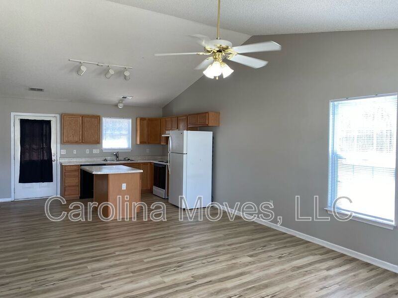 1805 Country Apple Ct - Photo 4 of 19