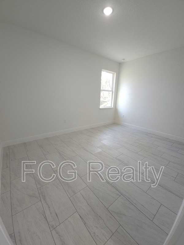 9841 N Sistine Ter - Photo 6 of 22