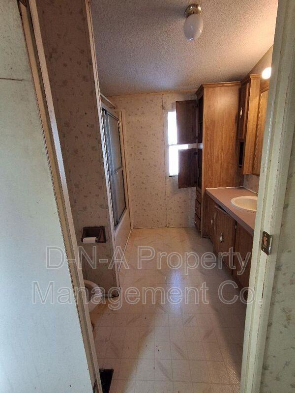 22 Jane St - Photo 5 of 7