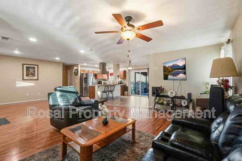 1700 Gschwind Pl Sw - Photo 4 of 29