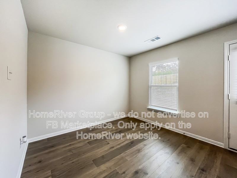 6352 Baraboo Dr - Photo 5 of 23