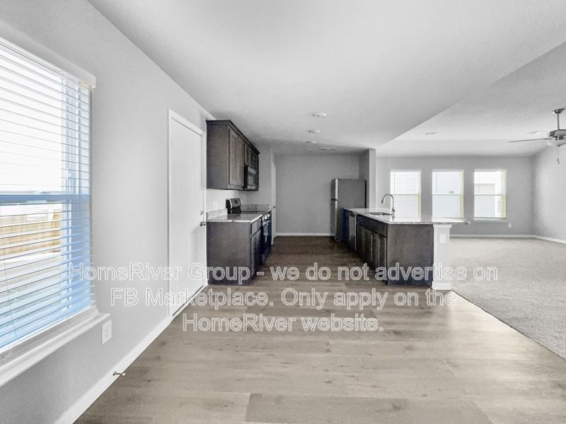 4109 Silverhill Dr - Photo 3 of 26