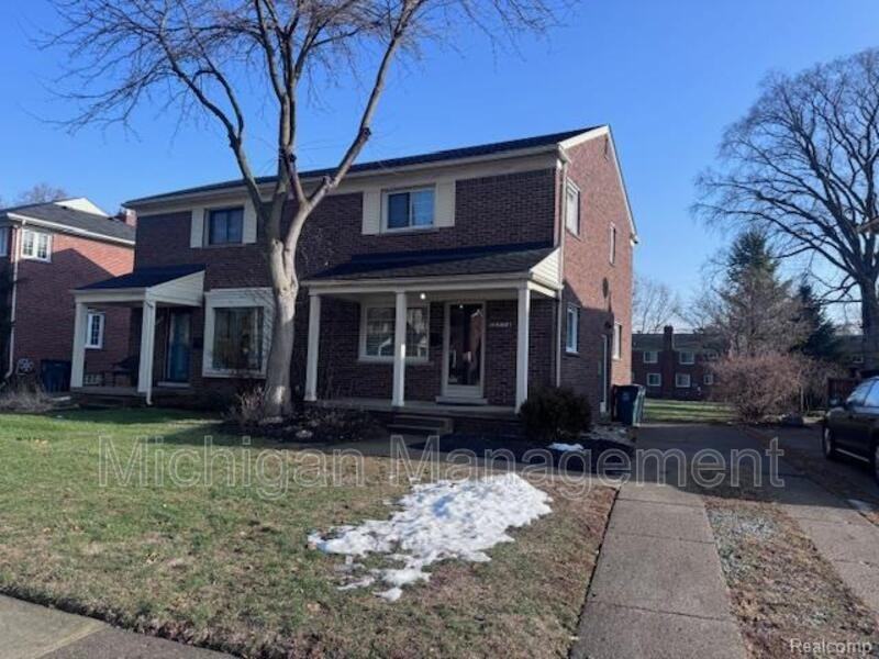 2714 Glenview Ave - Photo 2 of 18