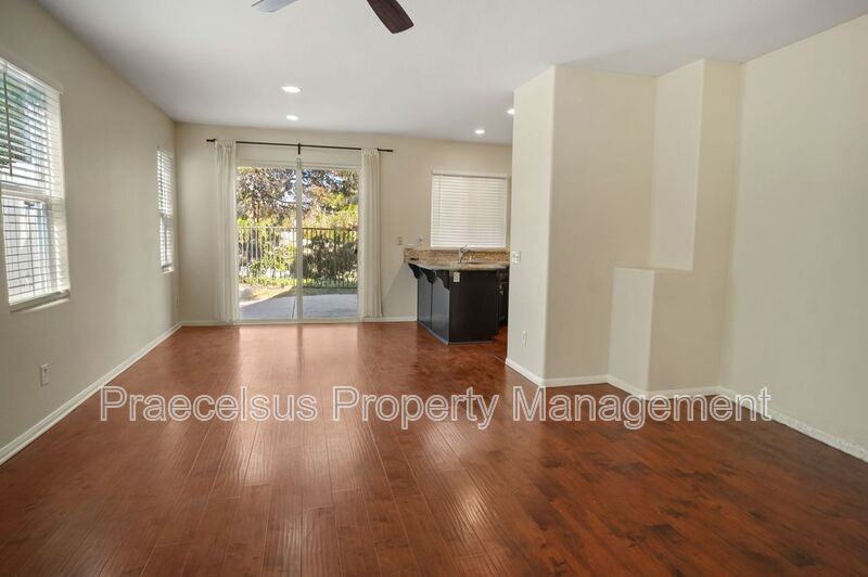 2541 Garnet Peak Rd - Photo 3 of 23