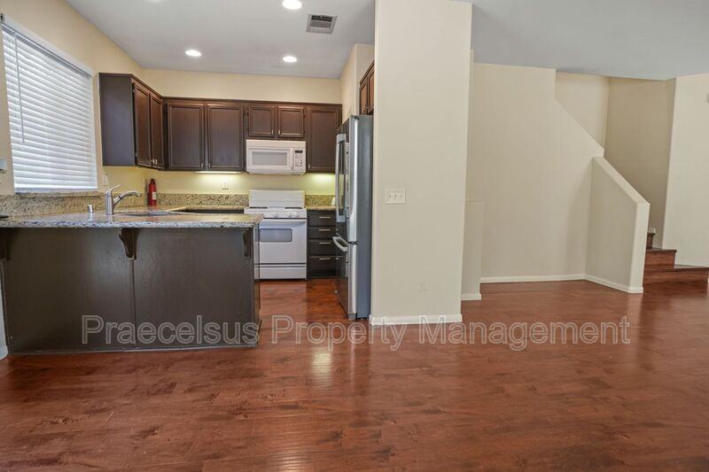 2541 Garnet Peak Rd - Photo 6 of 23