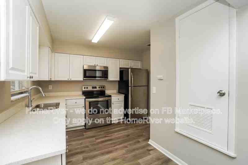 6374 Sunbird Ln - Photo 4 of 19