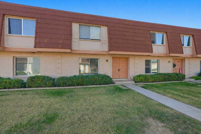 1628 E Logan Dr - Photo 3 of 31