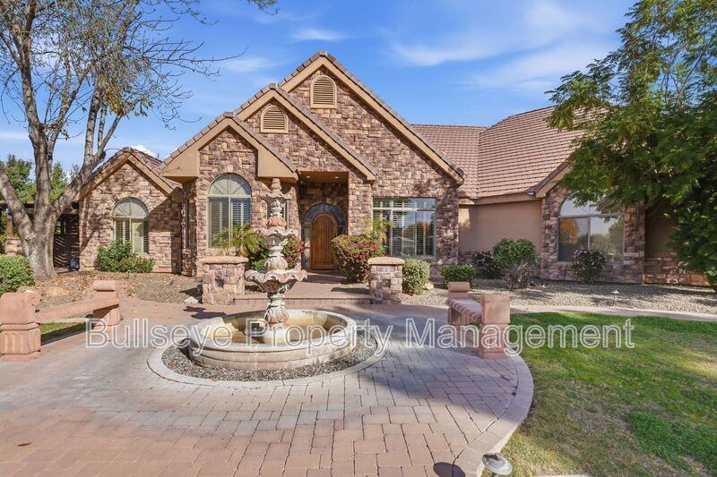 2558 E Page Ct - Photo 5 of 50