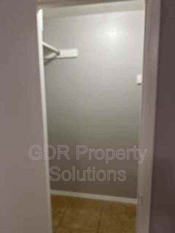 401 14th St Nw #16 - Photo 7 of 14