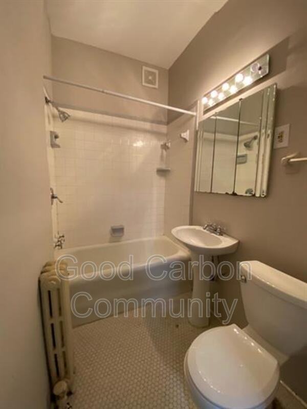 77 Richmond Ave #4 - Photo 5 of 5