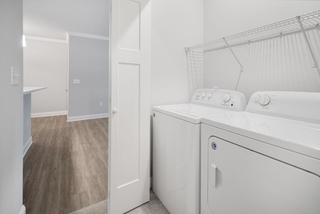 Silo Pointe Apartments - Photo 6 of 27