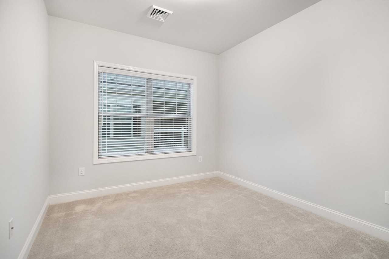 Silo Pointe Apartments - Photo 7 of 27