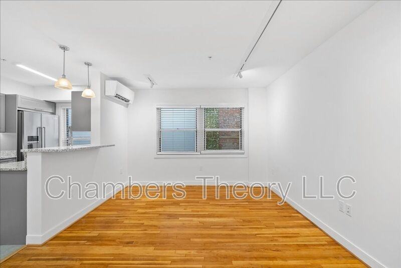 220 The Montana2Nd St Se #303 - Photo 4 of 24