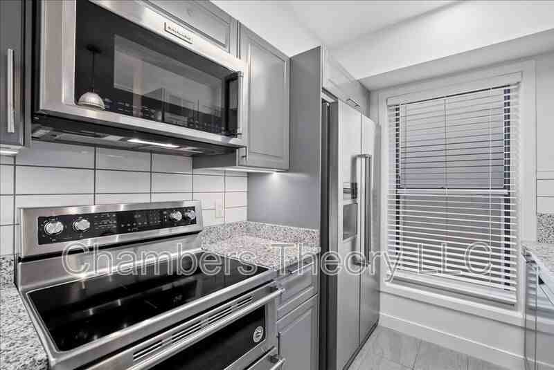 220 The Montana2Nd St Se #303 - Photo 7 of 24