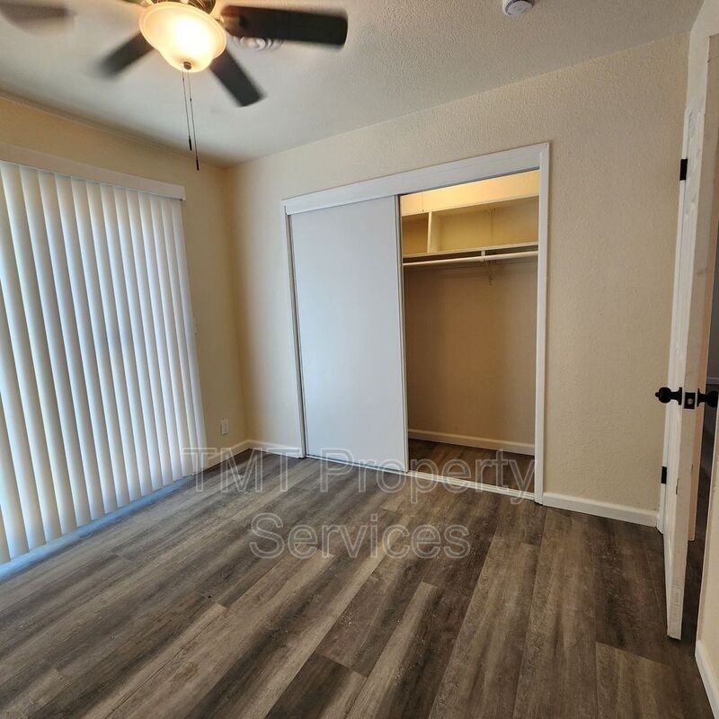 1200 Wayland Ave - Photo 3 of 10