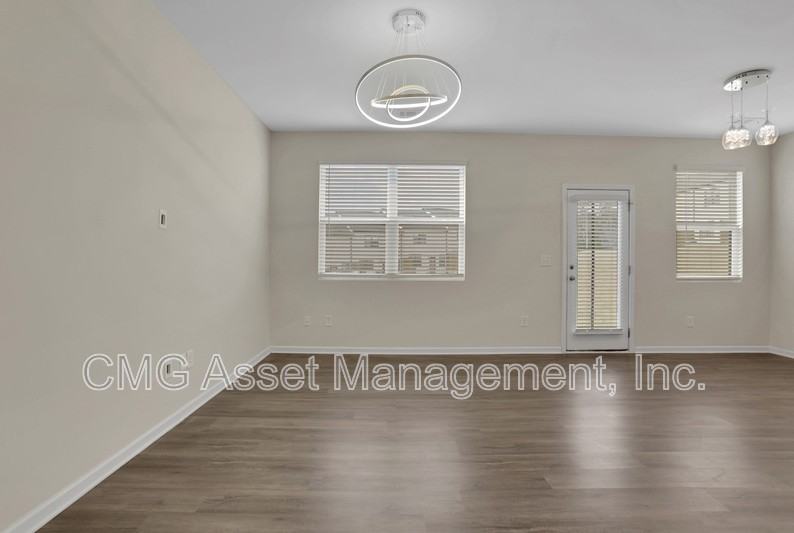 6417 Mountain Home Way Se - Photo 5 of 39