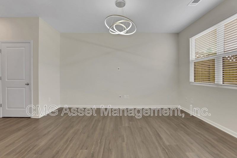 6417 Mountain Home Way Se - Photo 6 of 39